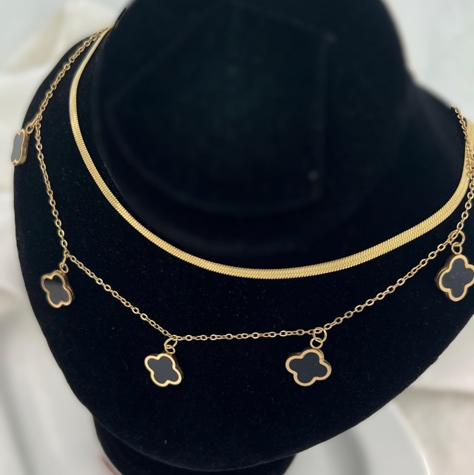 MIDNIGHT CLOVER CHARM NECKLACE