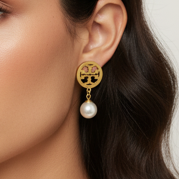 GOLDEN EMBLEM PEARL STUDS