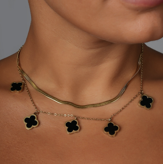 MIDNIGHT CLOVER CHARM NECKLACE