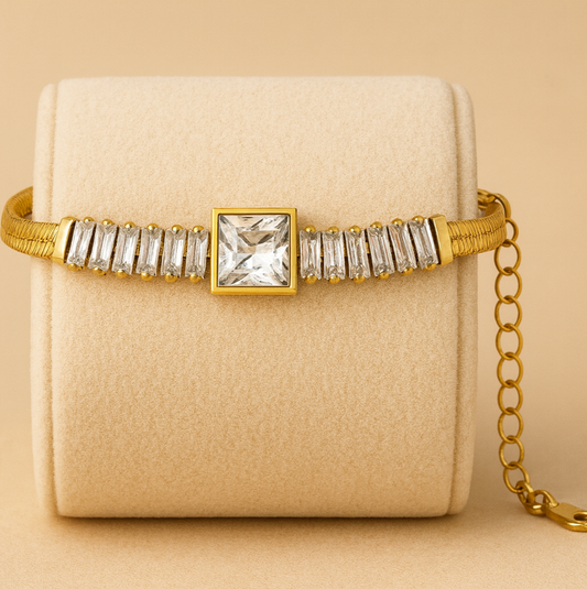 CYSTAL RADIANCE BRACELET