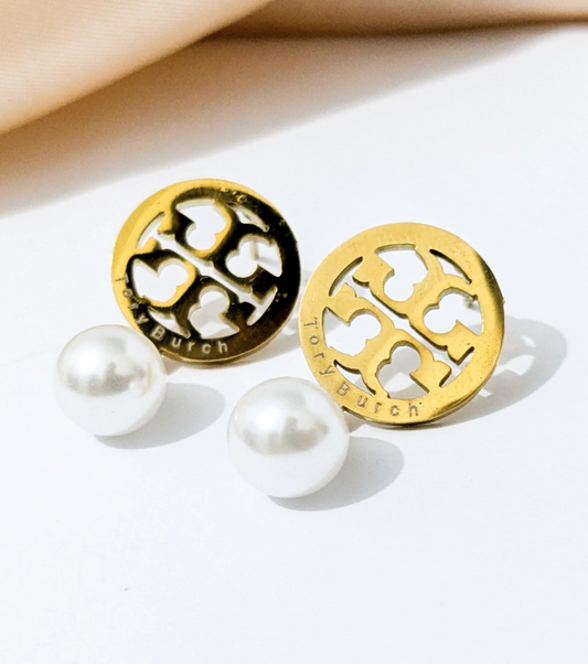 GOLDEN EMBLEM PEARL STUDS