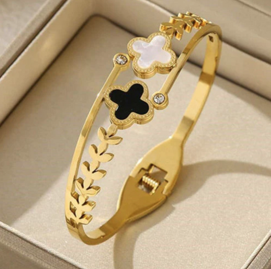 CLOVER HARMONY BANGLE