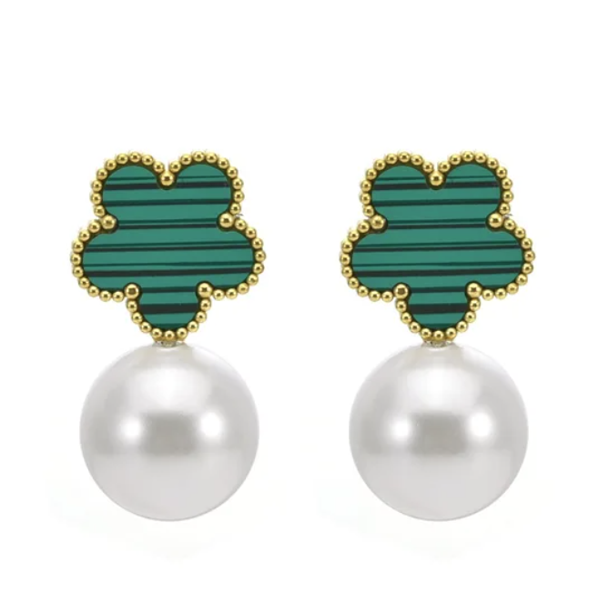 EMERALD CLOVER PEARL STUDS