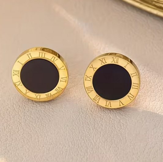 ROMAN NOIR CLASSIC STUDS