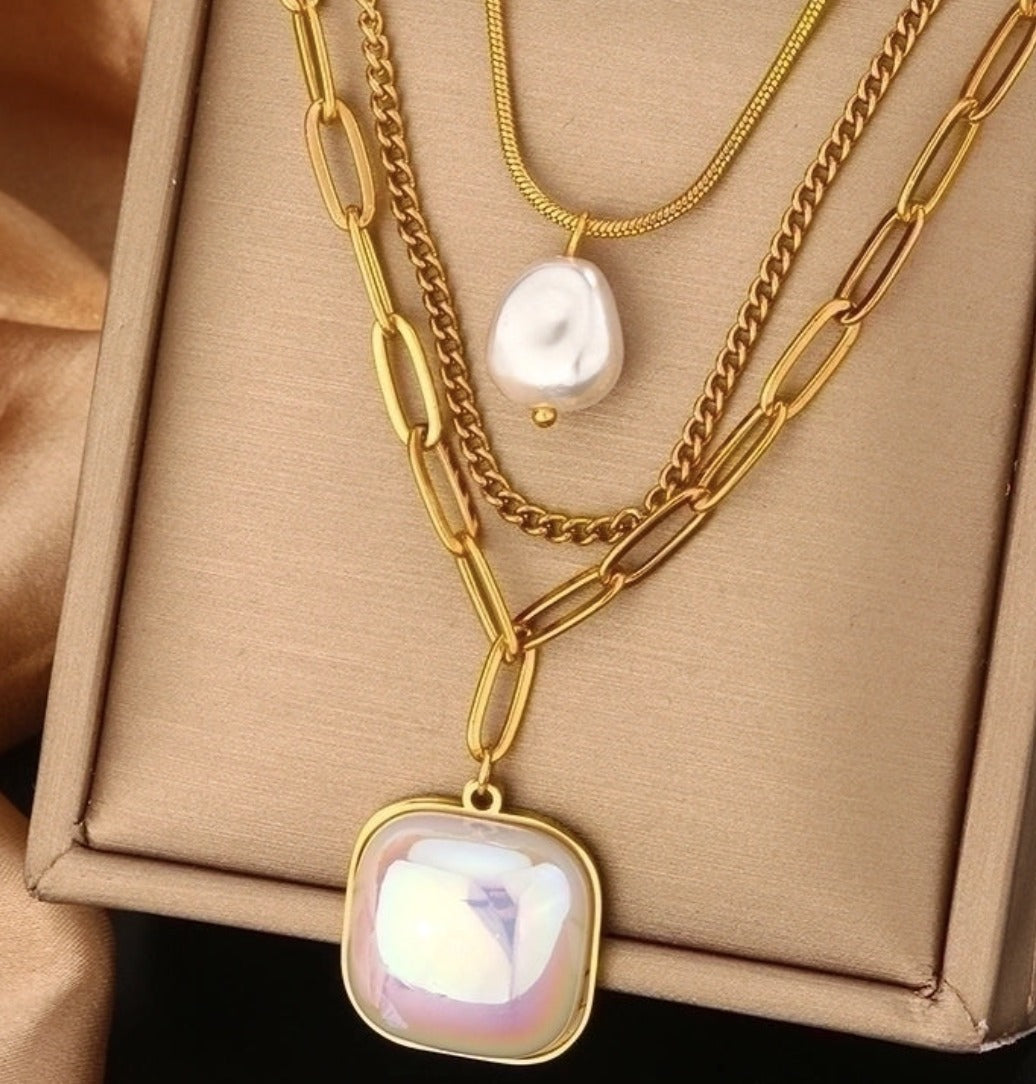 LUNA GRACE MOTHER-OF-PEARL SET